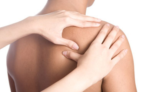Kortikosteroidi ili fizikalna terapija kod boli u ramenu?