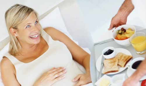 U kojem položaju trebaju spavati trudnice?