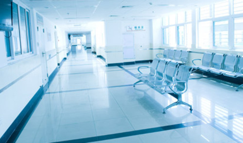 Trebaju li bolnice prepustiti čišćenje privatnicima?