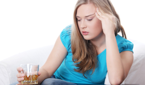 Veća učestalost pijenja alkohola u srednjim školama  Veća učestalost pijenja alkohola u srednjim školama