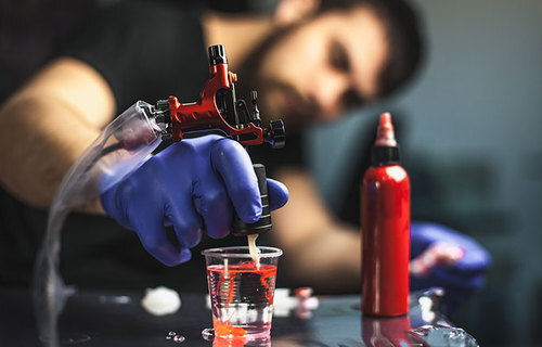 Dezinfekcija i antisepsa u tattoo i piercing salonima