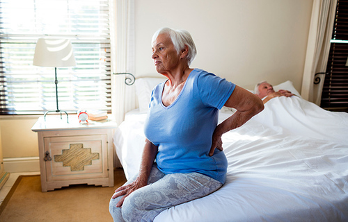 Prikaz bolesnice: RA i osteoporotski prijelomi